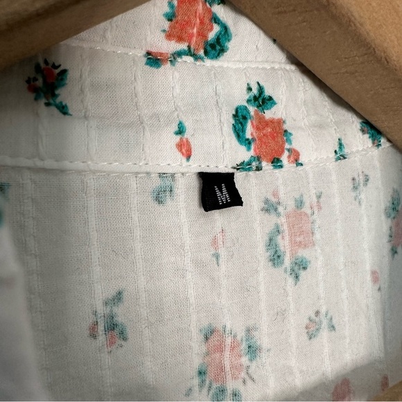 White Floral Button Down Belted Shirt Dress Size M - Picture 7 of 7